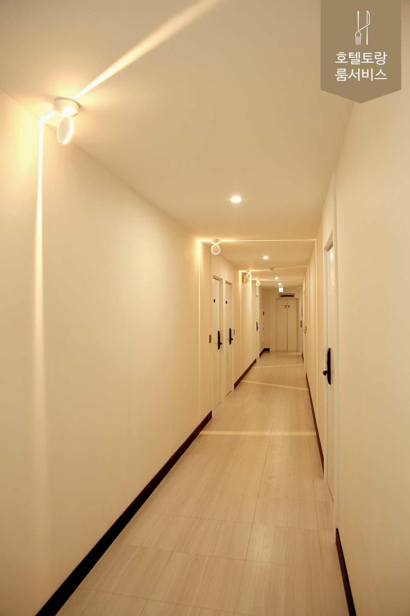 Hotel Torang Jeonju Buitenkant foto