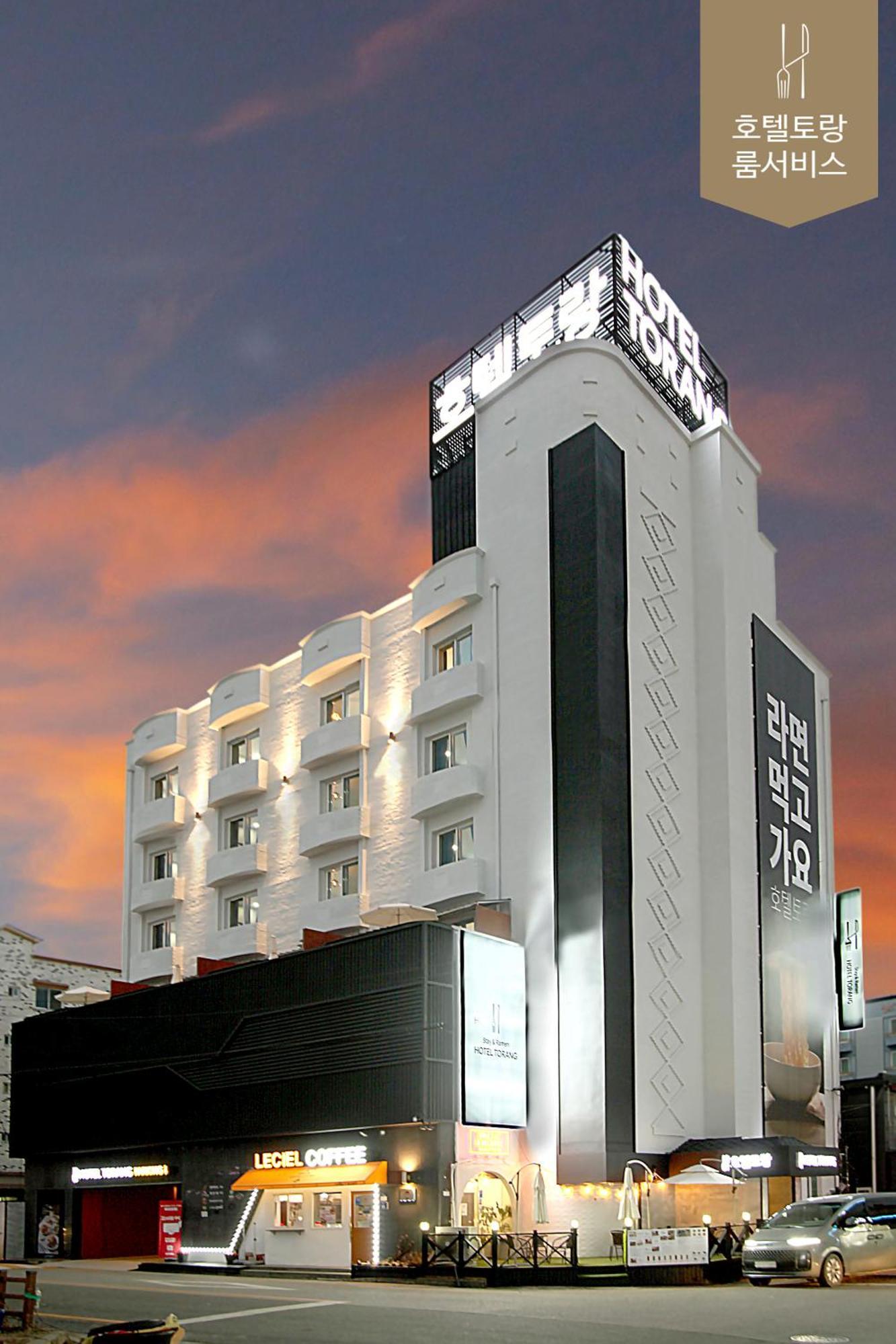 Hotel Torang Jeonju Buitenkant foto